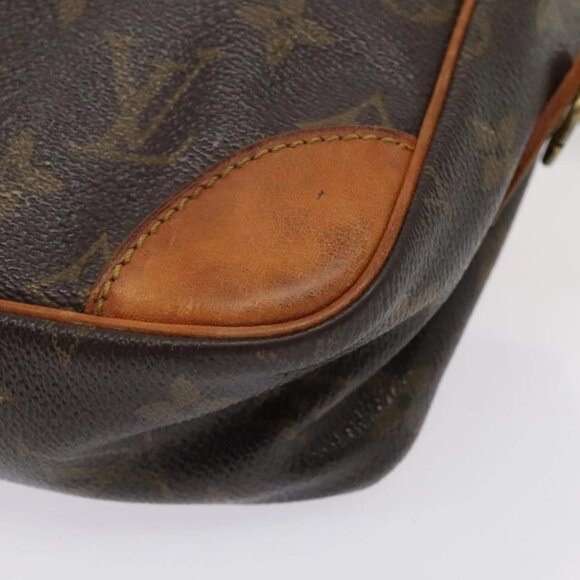 LOUIS VUITTON Monogram Trocadero 27 Shoulder Bag M51274 LV Auth 90093 - Picture 3 of 16